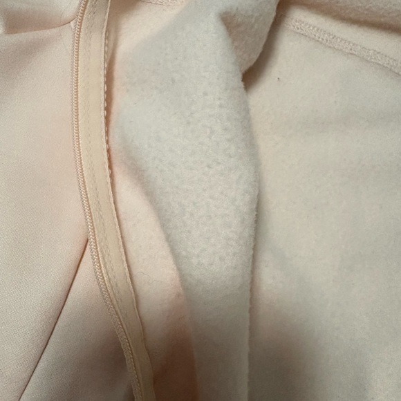 Columbia Women's Light Pink lightweight zip up - Picture 5 of 8